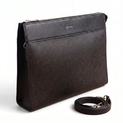 Porter Companion lifestyle on desk / on travel scene